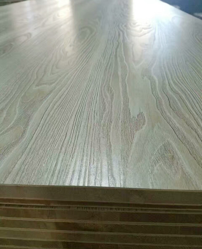 ������XF03